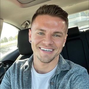 Meet your Posher, Anthony